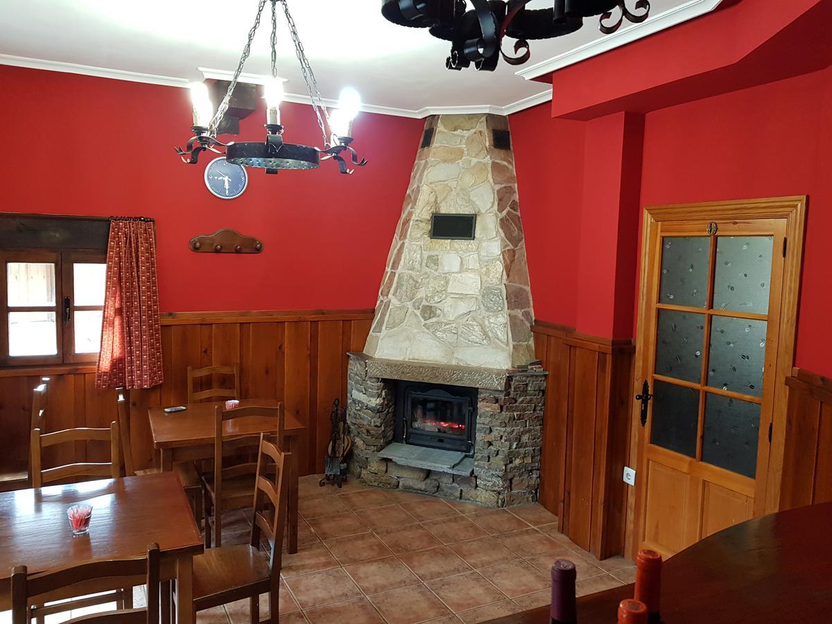 La Casa Vieja En Valdeon Hotel Soto De Valdeon Екстериор снимка